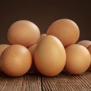 Куриные яйца