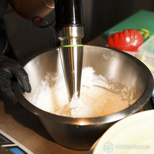 Взбить крем