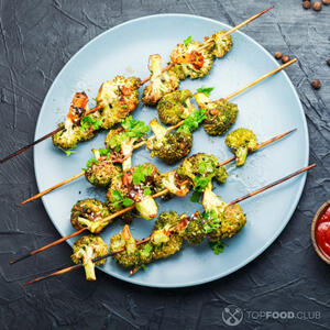 Брокколи на мангале.