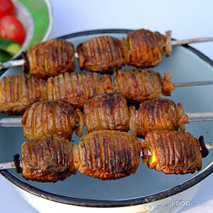 Картошка на мангале.