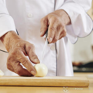 Резать яйца