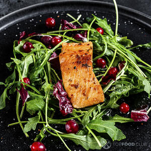 Салат с рыбой