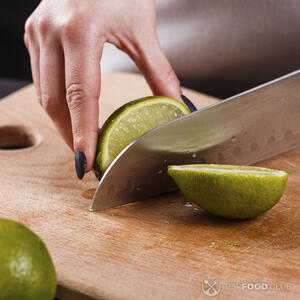 Резать лайм