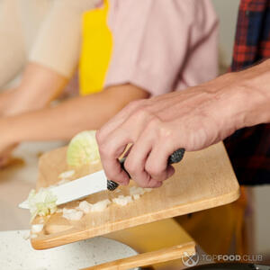 добавляем лук