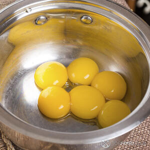 яичные желтки