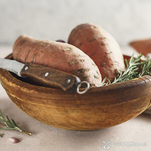 Чистить батат