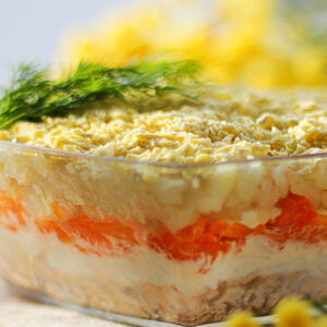 Украшаем салат