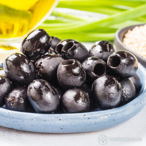 Подготавливаем маслины