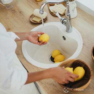 Моем лимон
