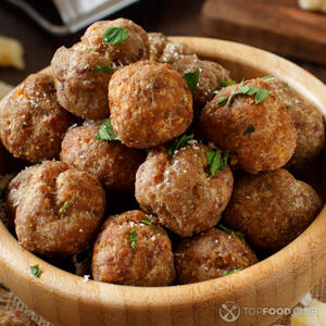 Обжариваем тефтели