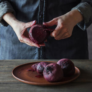 снимаем кожуру