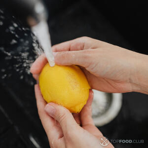 Моем лимон