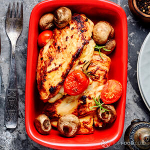 Сервируем индейку с овощами