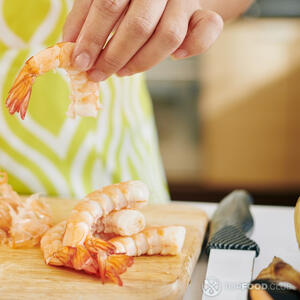 очищенные креветки