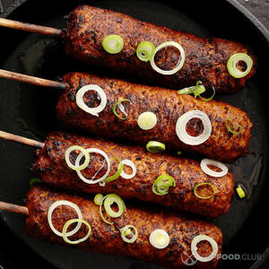 Украшаем люля кебаб перед подачей