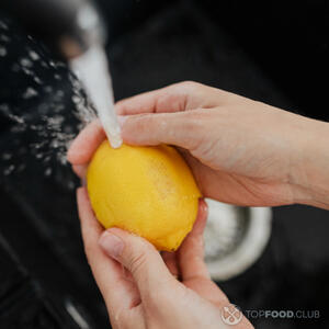 Моем лимон