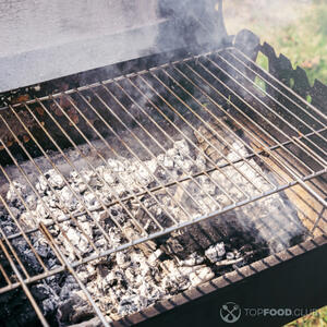 Разжигаем мангал