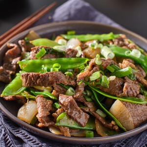 Украшаем блюдо зеленым луком