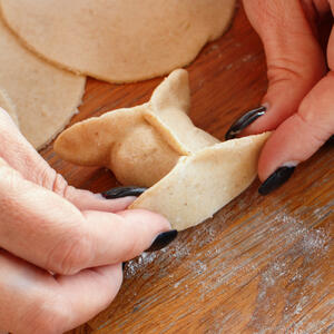 Защипываем тесто