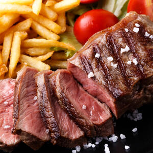 Подаем стейк