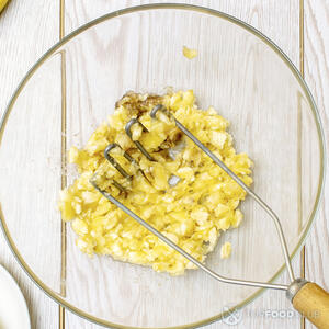 измельченный банан