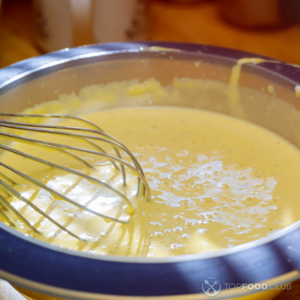 Перемешать до однородной смеси