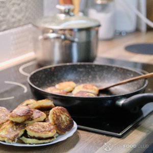 Готовые сырники