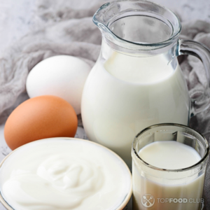 Подготовить молоко, сметану, яйца