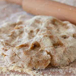 Выложить тесто на стол