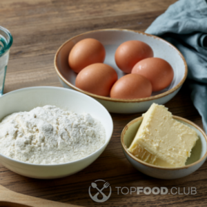 Мука, яйца, сливочное масло