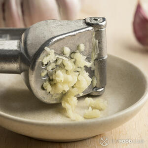 чеснокодавка