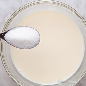 добавьте сахар