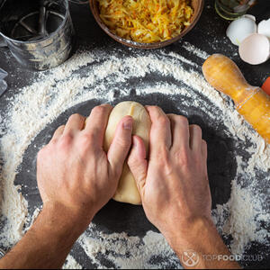 Отбить тесто о стол