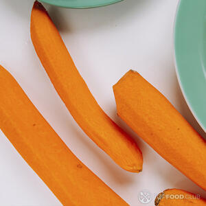 очищенная морковь