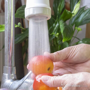 моет абрикосы