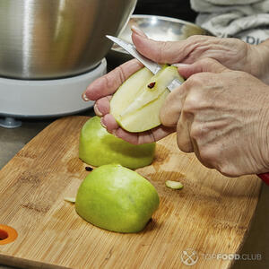 удаляет семечки