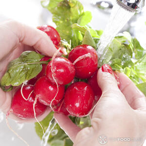 моет редиску
