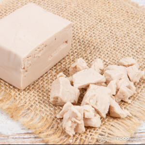 свежие дрожжи раскрошить