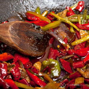 жарить сладкий перец с чесноком