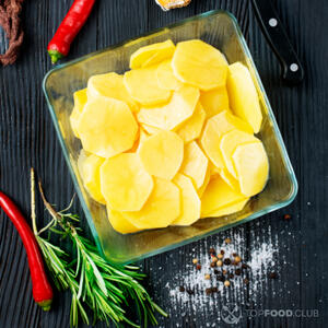 нарезанный картофель