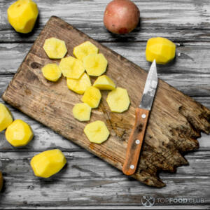 нарезать картофель