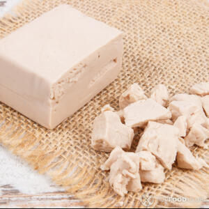 раскрошить дрожжи