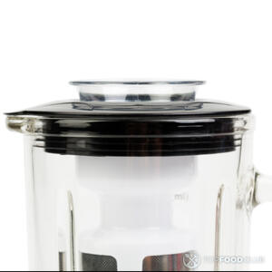 измельчить фисташки в блендере