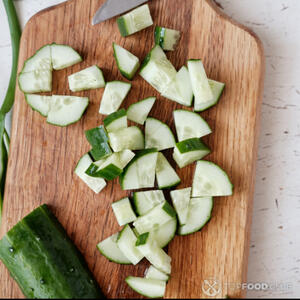 нарезанные огурцы