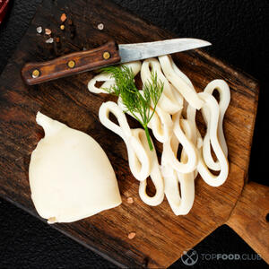 нарезать кальмары