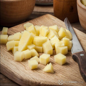 картофель кубиками