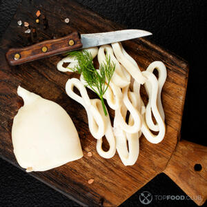 нарезать кальмары