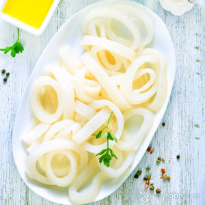 отварные кольца кальмаров