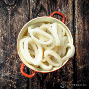 вареные кольца кальмаров