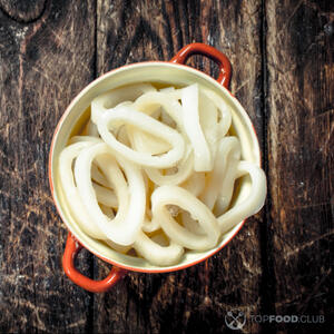 вареные кольца кальмаров